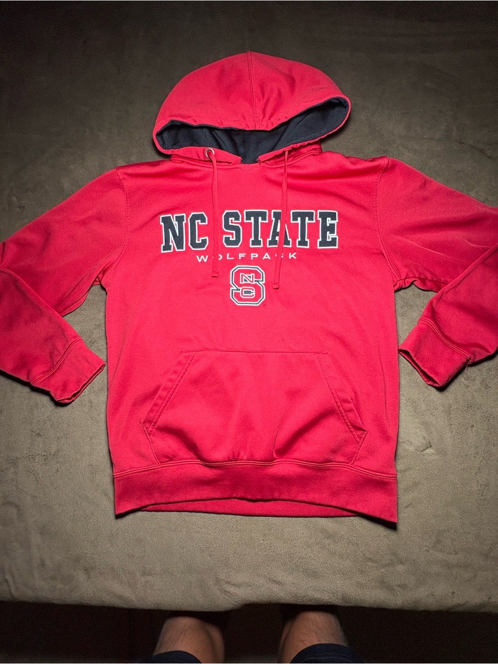 Colosseum NC State Wolfpack Red Hoodie - Size Medium